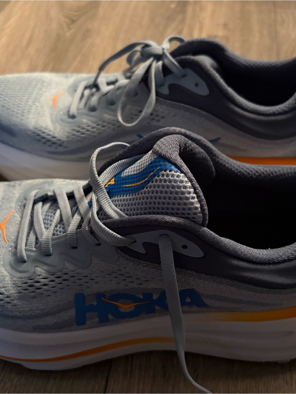 Hoka One One Blue and Gray Running Shoe Label - M Bondi 9